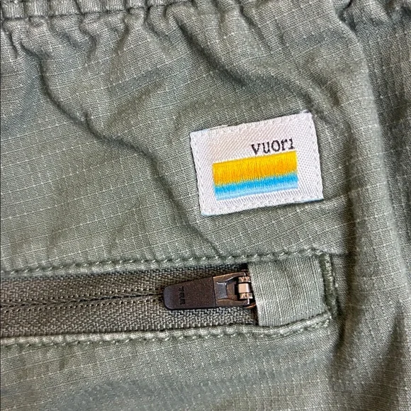 Vuori Men’s Ripstop Climber Pants Army Green Large Gorpcore Camping Hiking